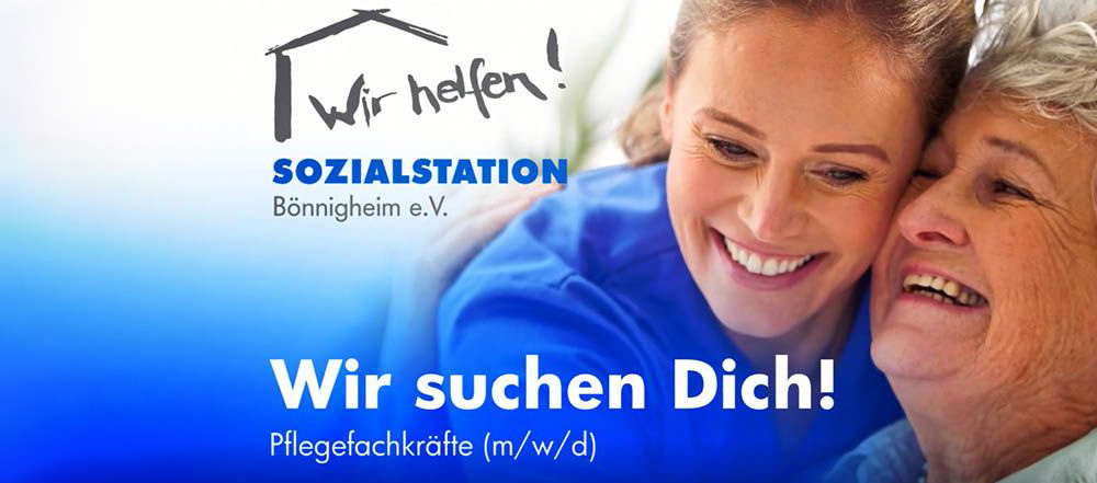 Wir suchen Dich! Pflegefachkräfte (m/w/d)'. Im Hintergrund eine Person in blauer Arbeitskleidung